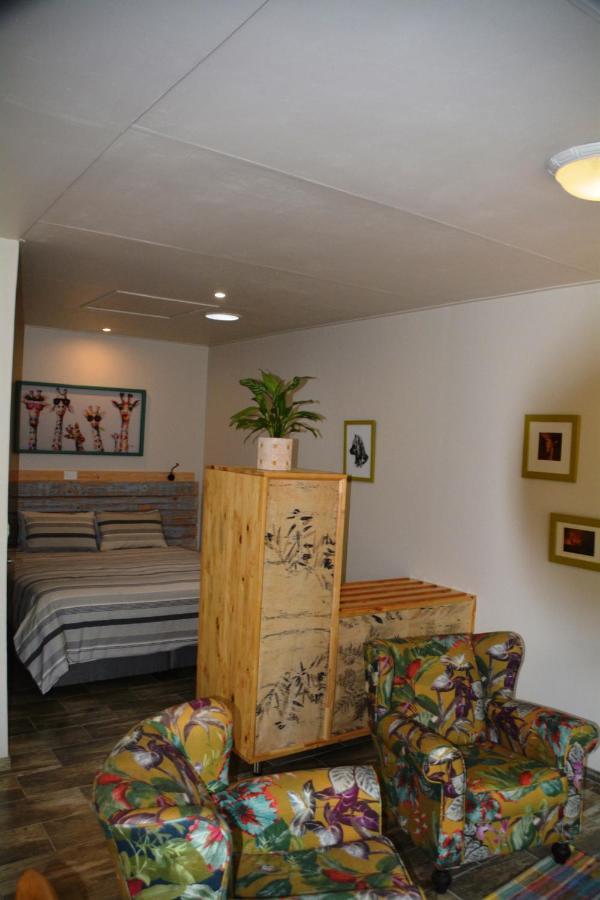 The Corner House Sa Villa Howick Exterior photo